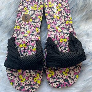 Betsy Johnson sandals